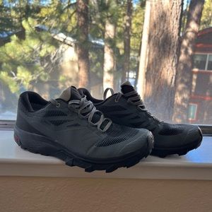 Salomon Women Trail Shoes
